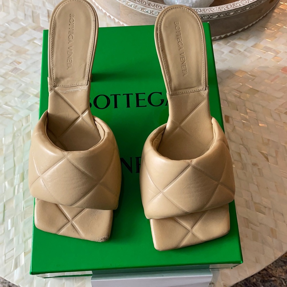 Bottega Veneta Beige Quilted Mules